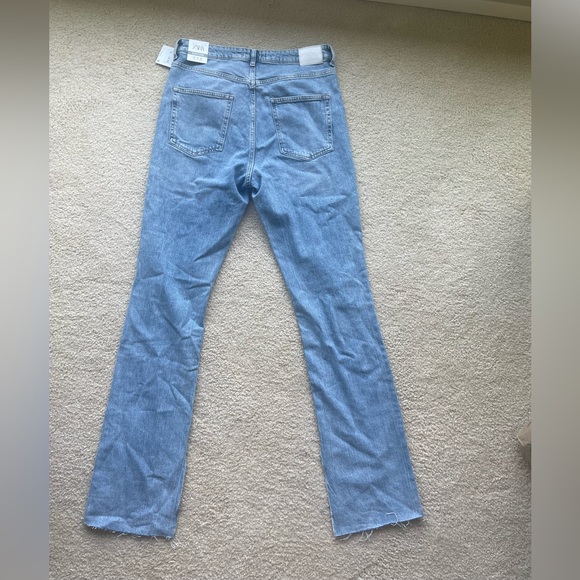 NEW ZARA JEANS - Zara Jeans Slim Flare - Picture 3 of 6